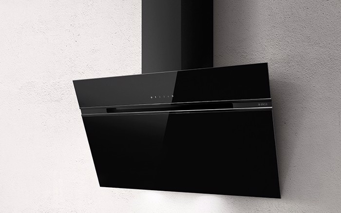 Elica STRIPE BL/A/80 Aporrofitiras Kaminada, P80ek, Wifi & Hob2Hood, B, Black Glass